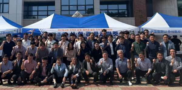[꾸미기]250520 사진자료(산학관 프리마켓 개최)(1).jpg
